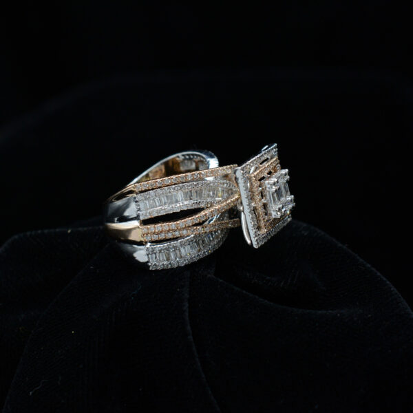 Ladies Ring