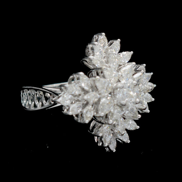 Ladies Ring