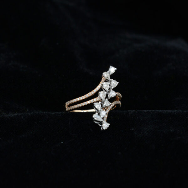 Ladies Ring