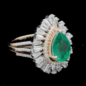Ladies Ring