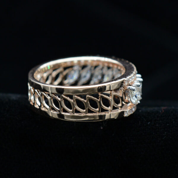 Ladies Ring