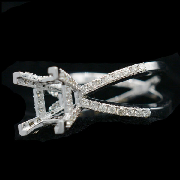 Ladies Ring