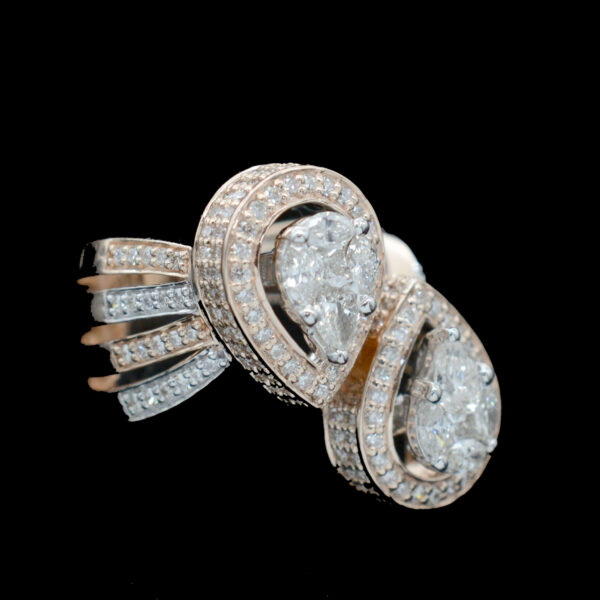Ladies Ring