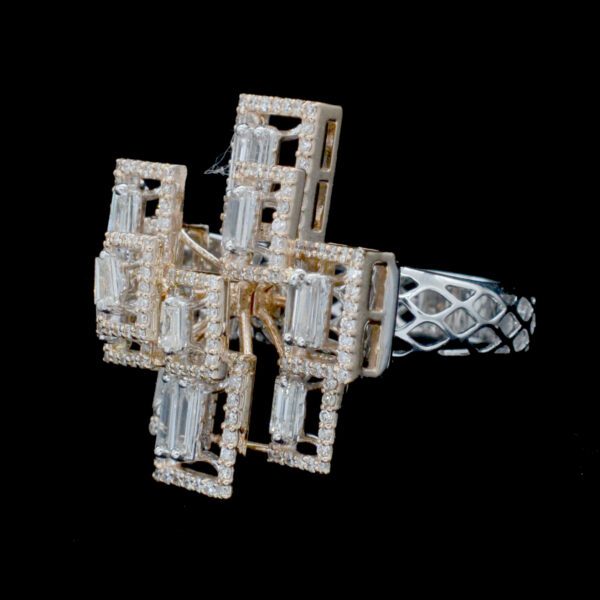 Ladies Ring