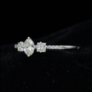 Ladies Ring