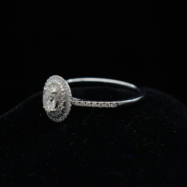 Ladies Ring