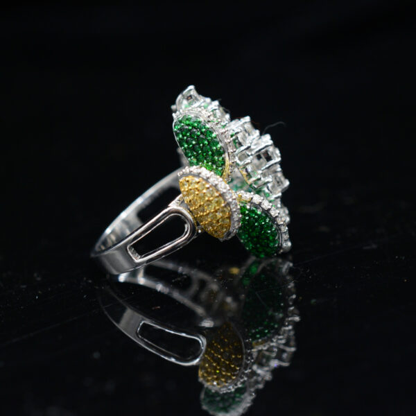 Ladies Ring