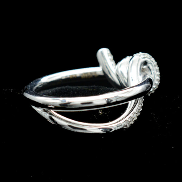 Ladies Ring