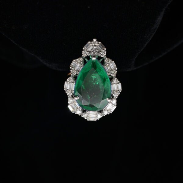 Ladies Ring