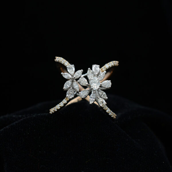Ladies Ring