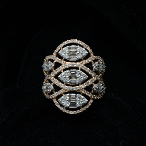 Ladies Ring