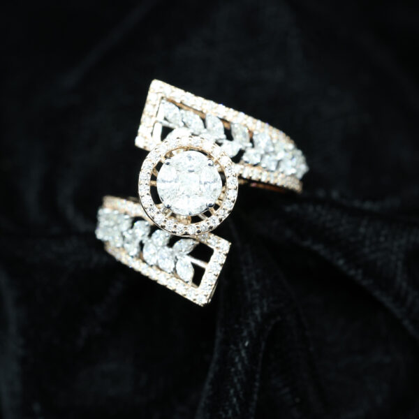 Ladies Ring