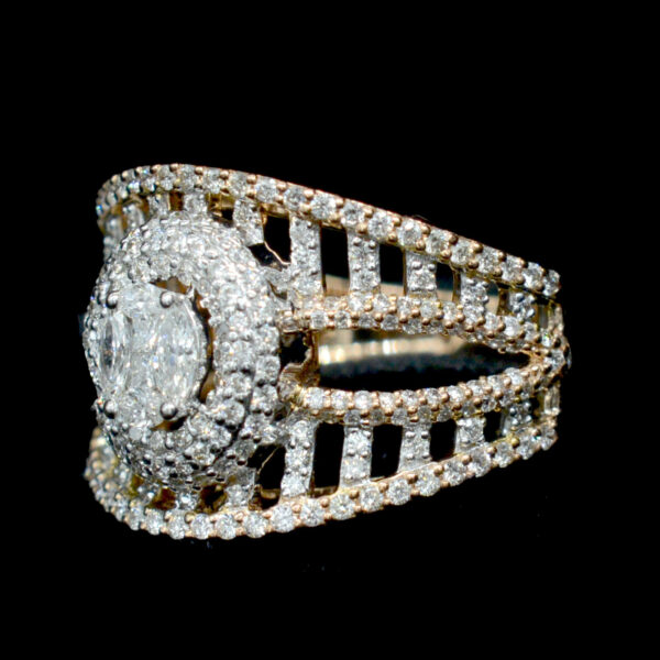 Ladies Ring