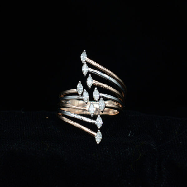Ladies Ring