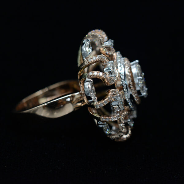 Ladies Ring