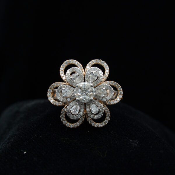 Ladies Ring