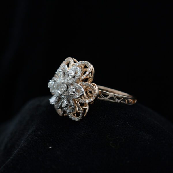 Ladies Ring