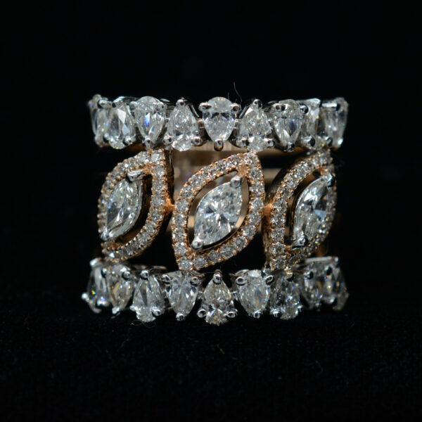 Ladies Ring