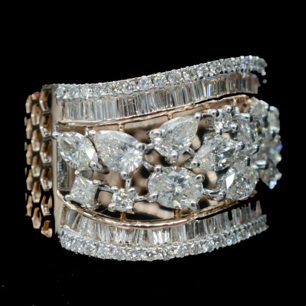 Ladies Ring