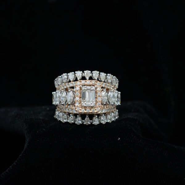 Ladies Ring