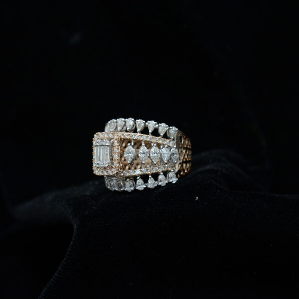 Ladies Ring