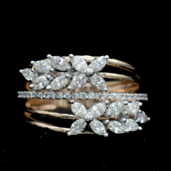 Ladies Ring