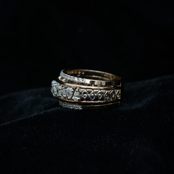 Ladies Ring
