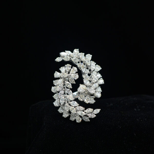 Ladies Ring