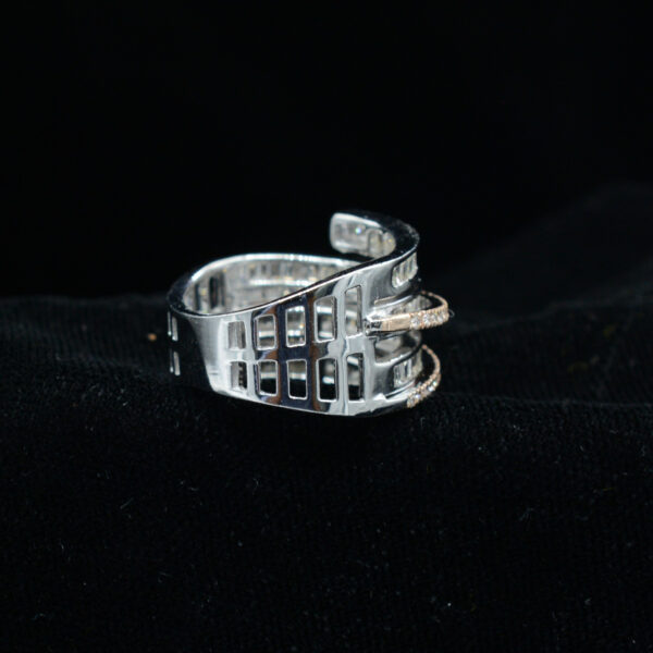 Ladies Ring