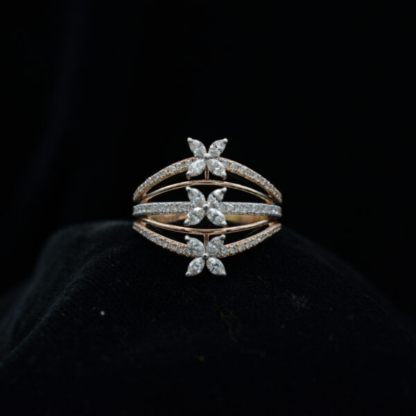 Ladies Ring