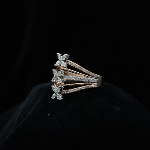 Ladies Ring
