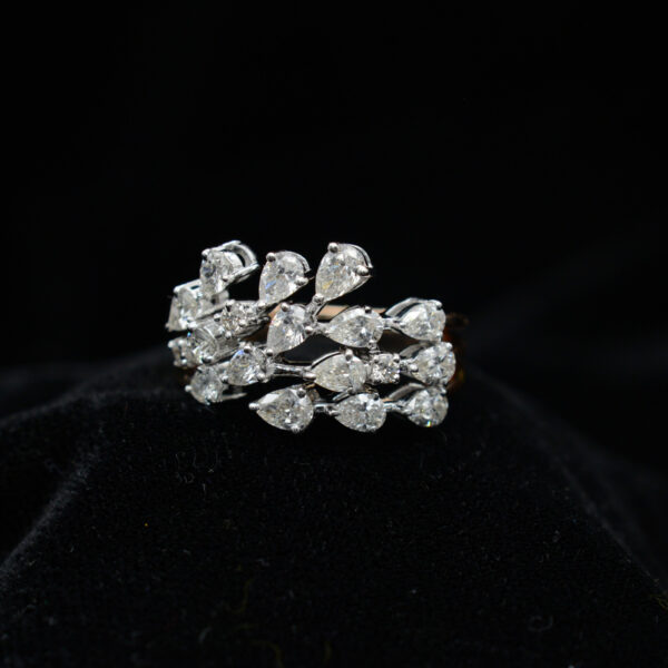 Ladies Ring