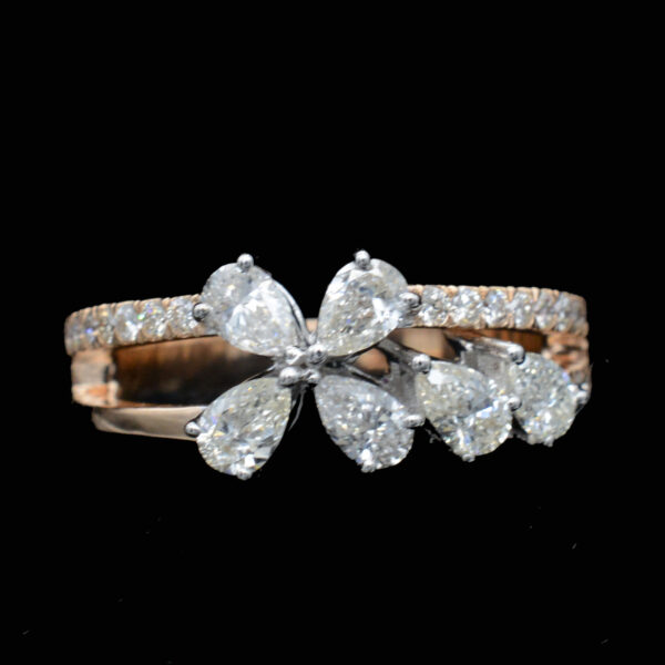 Ladies Ring