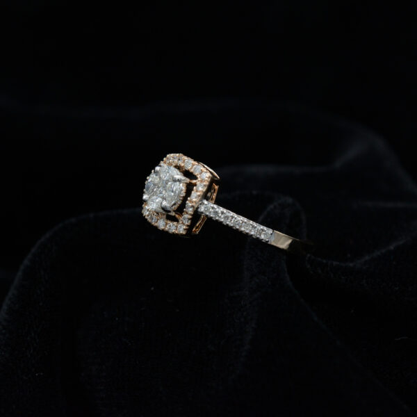 Ladies Ring