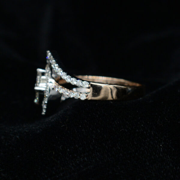 Ladies Ring