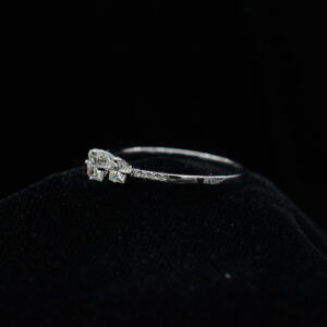 Ladies Ring