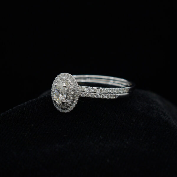 Ladies Ring