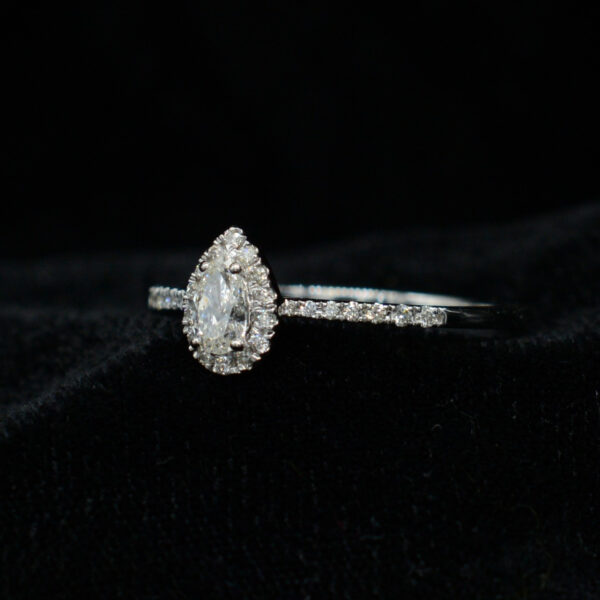 Ladies Ring