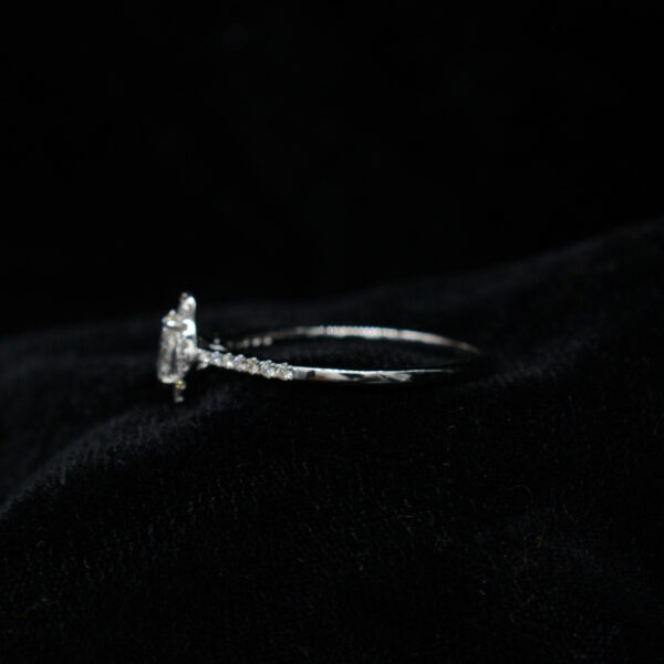 Ladies Ring