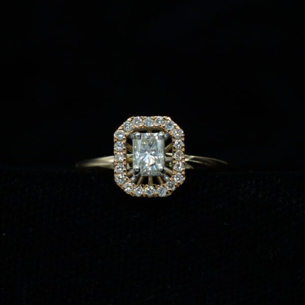 Ladies Ring