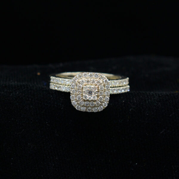 Ladies Ring