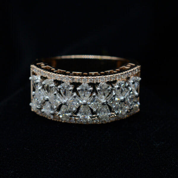 Ladies Ring