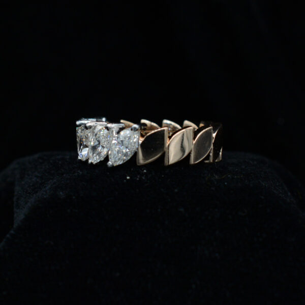 Ladies Ring