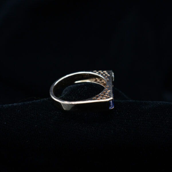 Ladies Ring