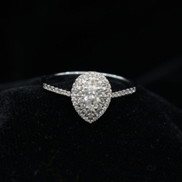 Ladies Ring