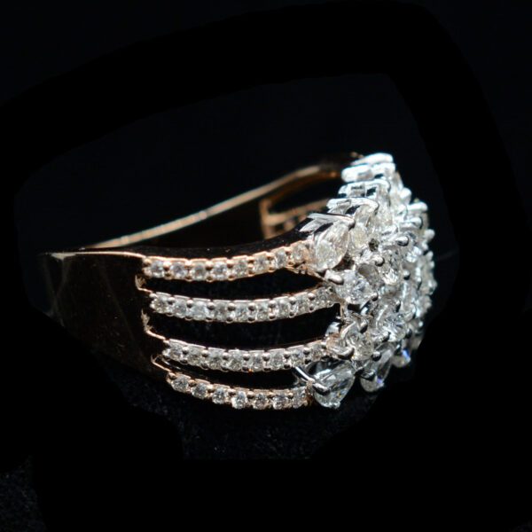 Ladies Ring
